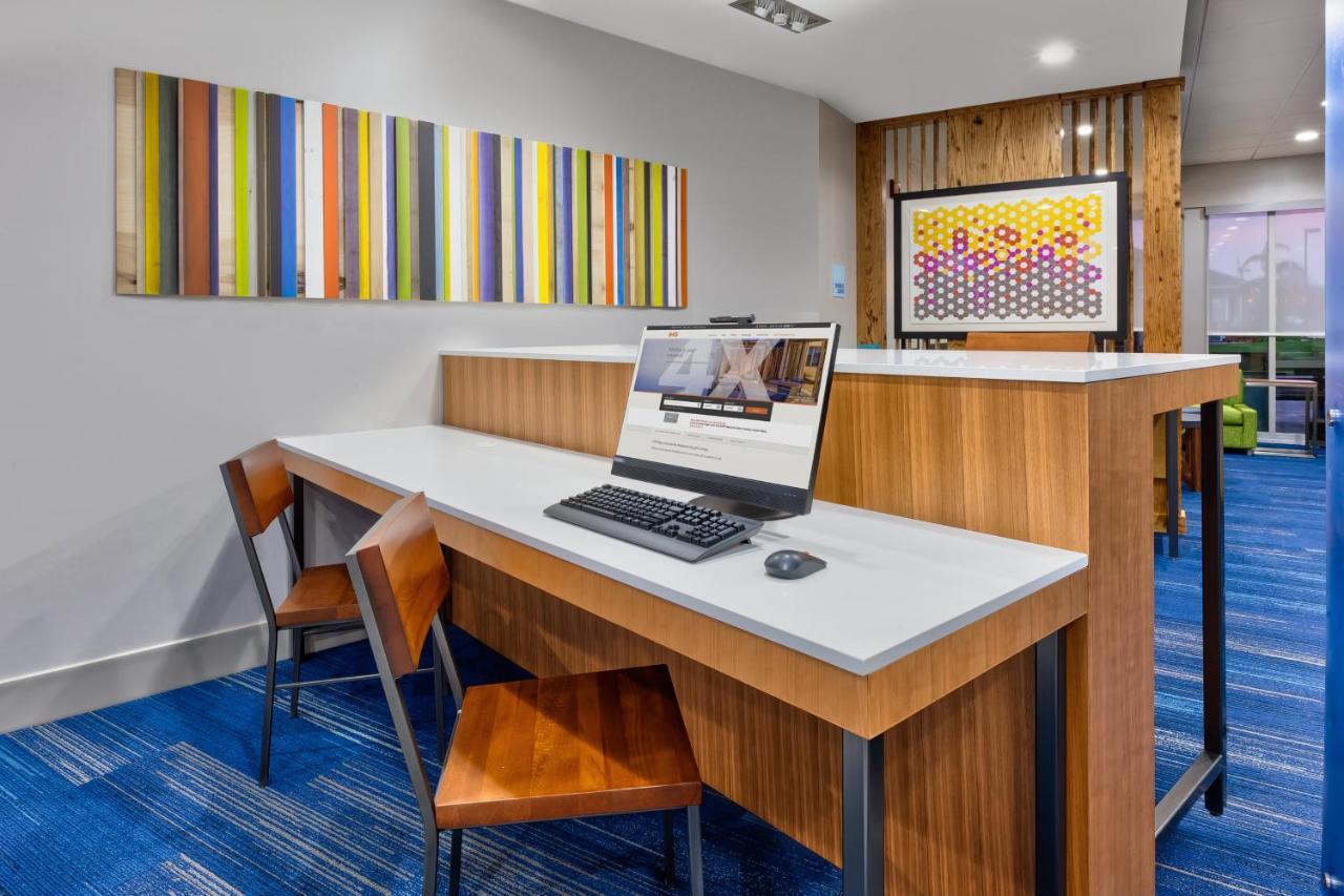 Holiday Inn Express & Suites Wooster By Ihg エクステリア 写真